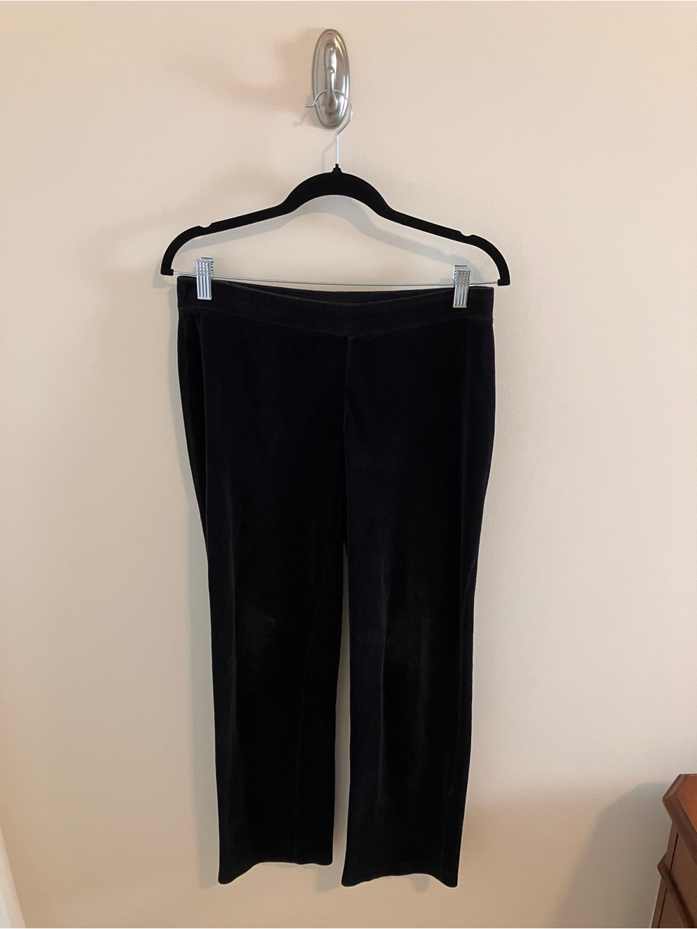Weekends by Chico's Velvet Ankle Pants in Black Size 0